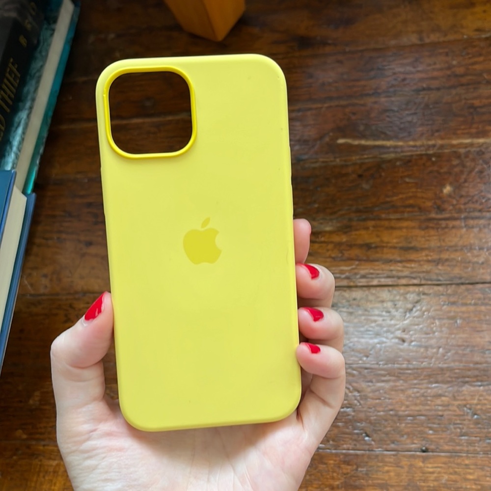 iphone 13 mini apple silicone case